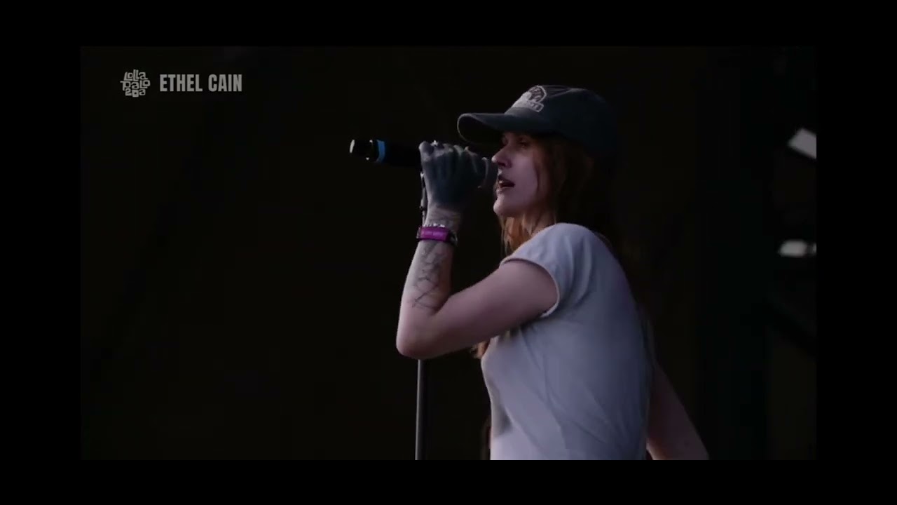 Ethel Cain - Bette Davis Eyes | Live Cover | Chicago 2024