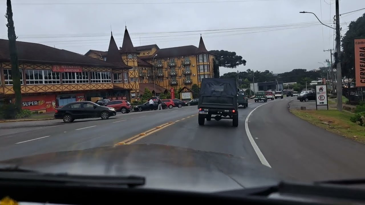 Carreata em direção  ao centro de Nova Petrópolis 