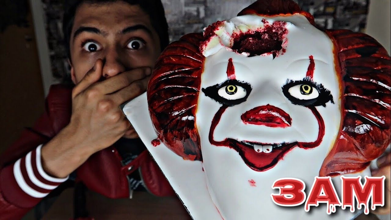 DO NOT ORDER IT MOVIE CAKE AT 3AM!! *OMG PENNYWISE FACE ON MY CAKE*