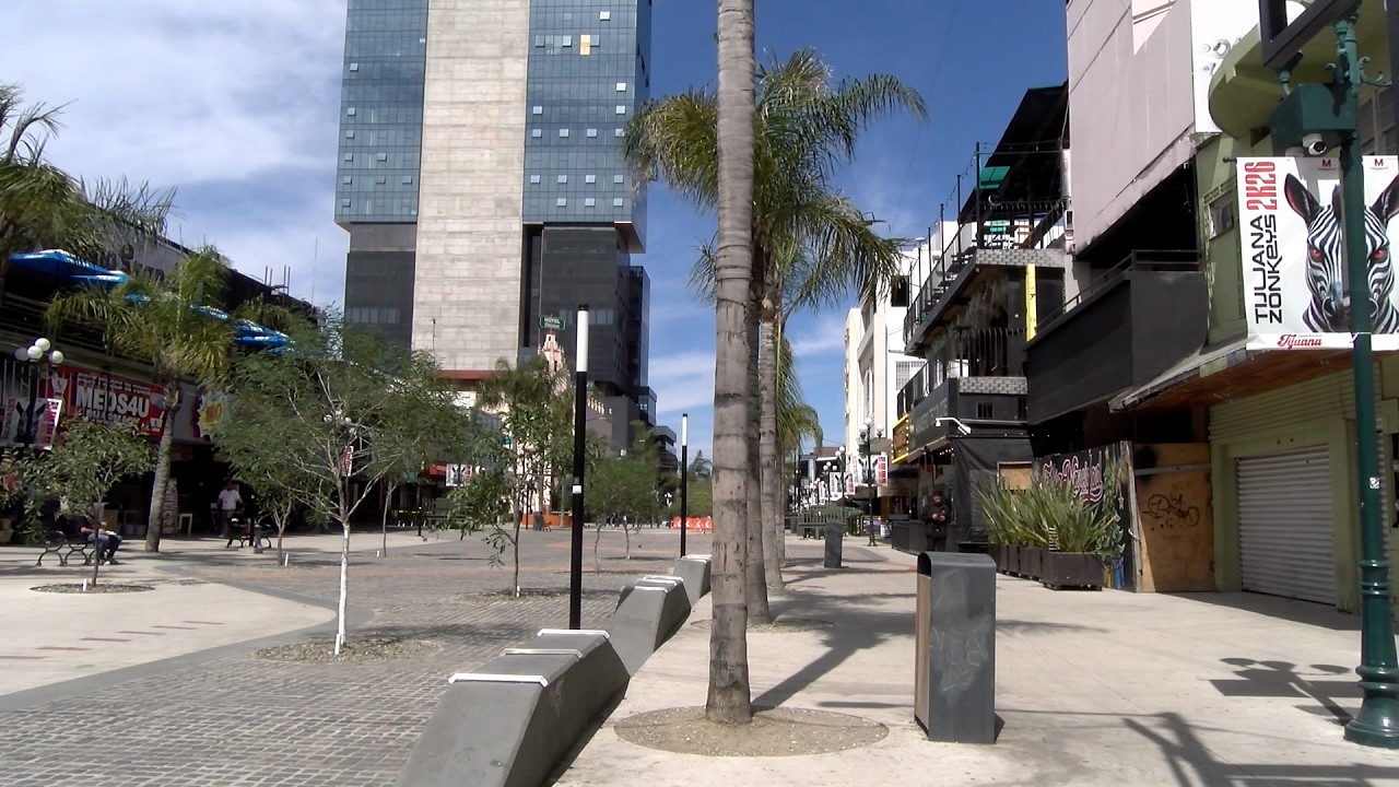 Comerciantes reportaron 35% menos en llegada de turistas a la Av. Revolución