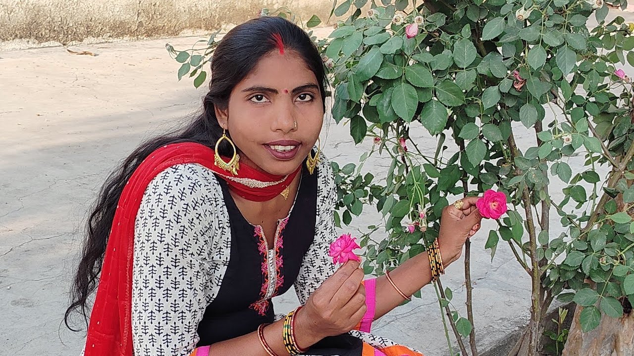 hello 🌹 doston 🙏Radhe Radhe 🙏Jay Shri Krishna 🌹 Rohit Kumar UN🌺 dance channel is🙏🙏 live
