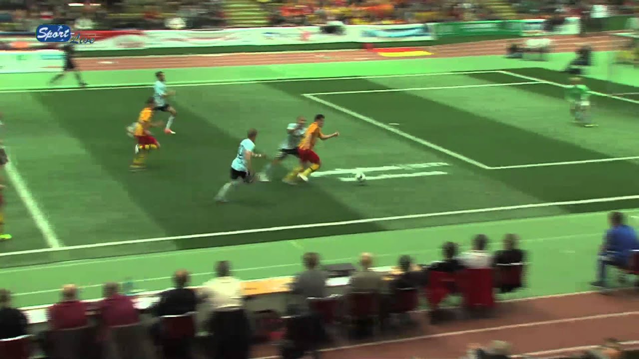 30. Dortmunder Hallenfußball-Stadtmeisterschaft : Endrunde Halbfinale Spiel 6