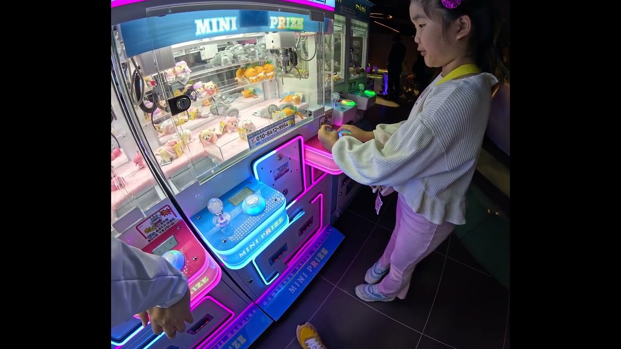 인형뽑기 끝까지 한다(feat. 고르방, 부라봉)