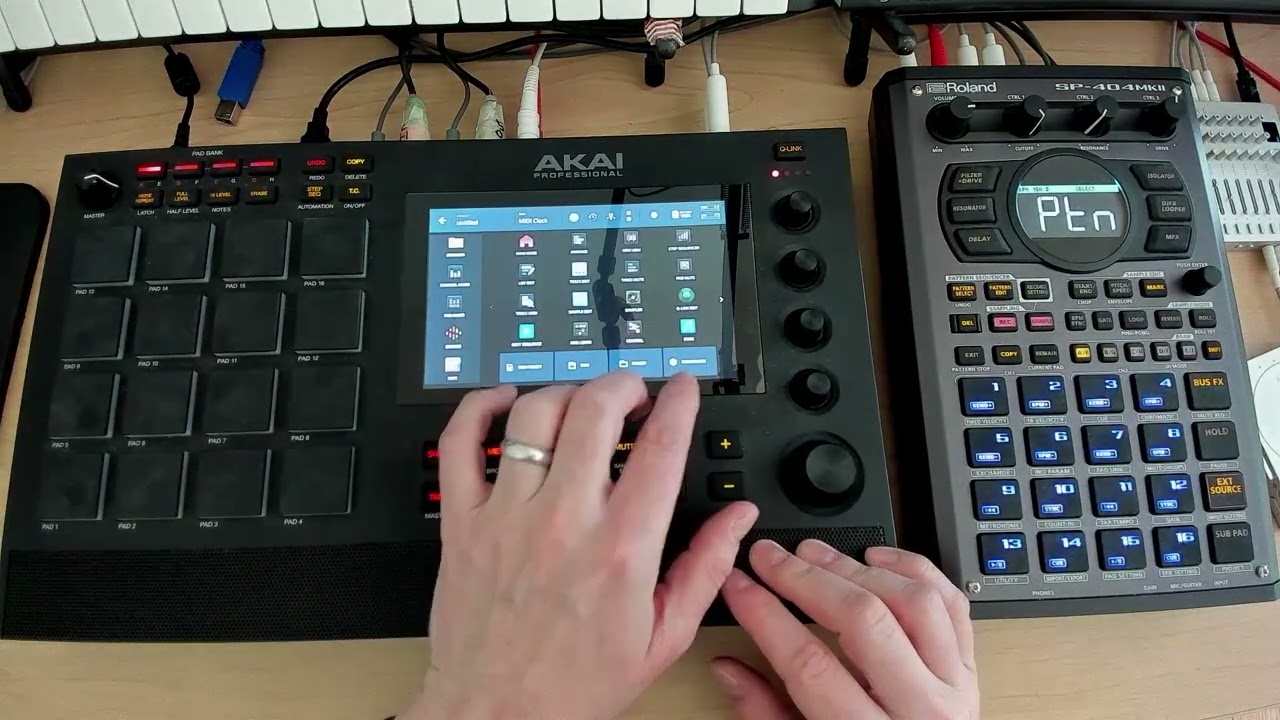 SP404 mk2 - Recording A Pattern Into the MPC