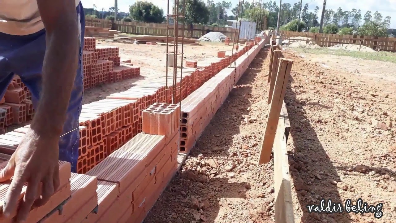 ENTIJOLANDO COM ARGAMASSA melhor maneira para usar a massa no tijolo 5 DE 7