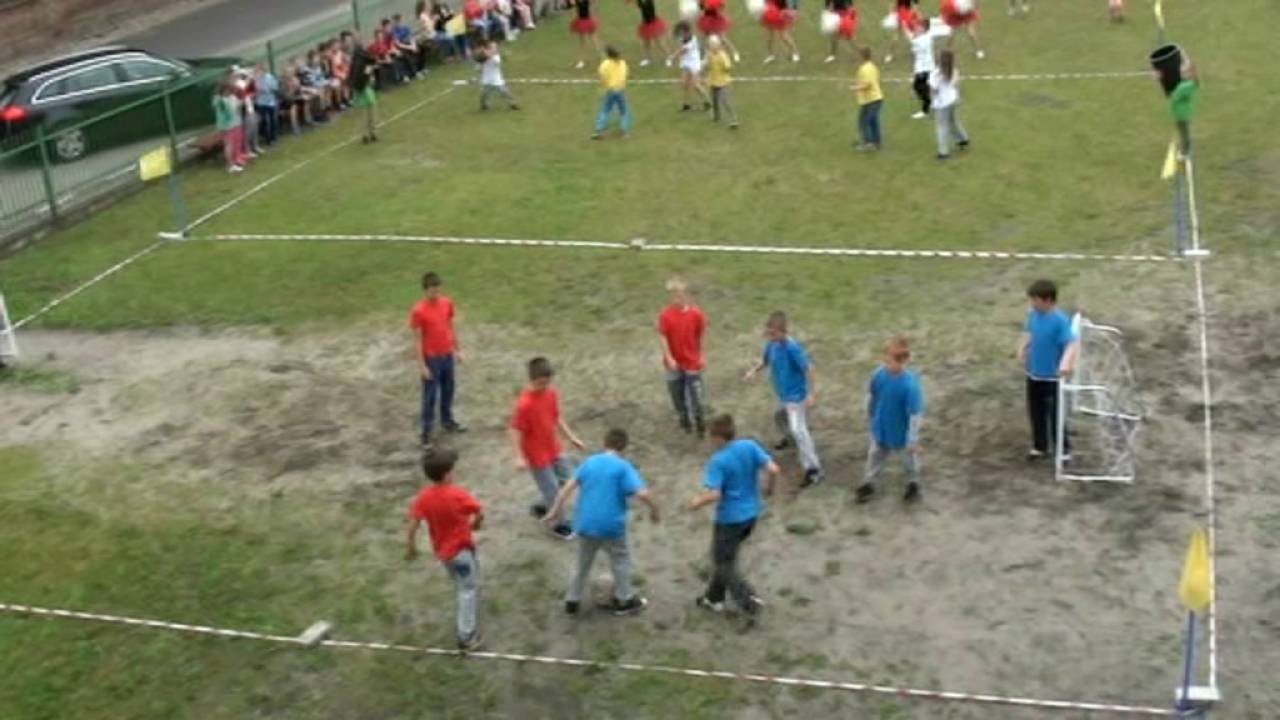 Kolorowe boiska   ZS Lubowidz