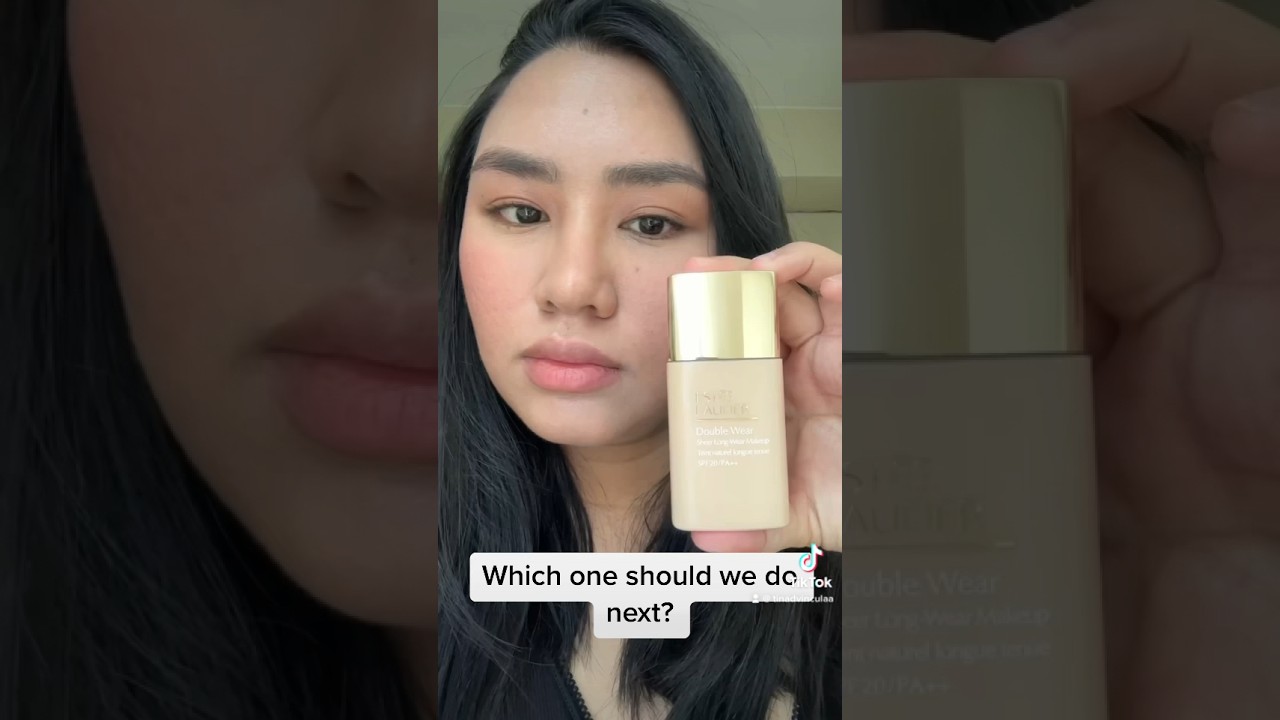 Estee Lauder Double Wear Sheer Long-Wear Makeup on #texturedskin #foundationdemo #texturedskin