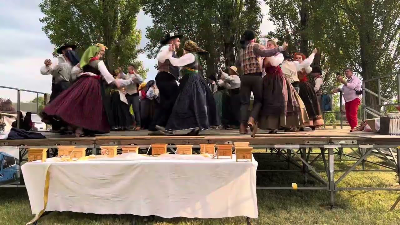 Grupo Etnográfico Povo da Nóbrega de Créteil