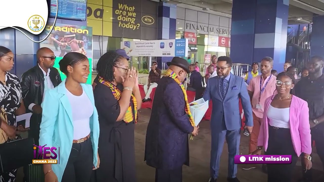 ARRIVEE DE L'APOTRE LEOPOLD MUTOMBO A L'AEROPORT D'ACCRA.