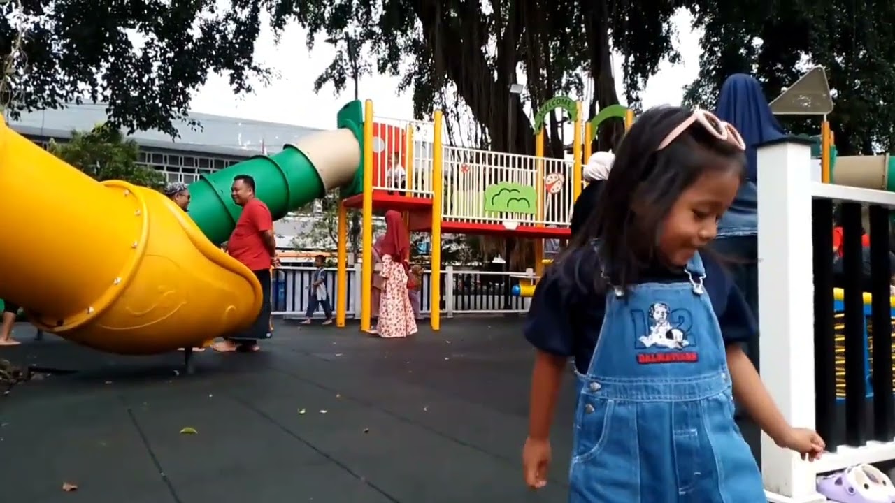 ALUN ALUN MERDEKA KOTA MALANG JAWA TIMUR