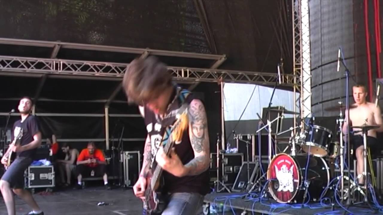 KOMATOZ Live At OEF 2011
