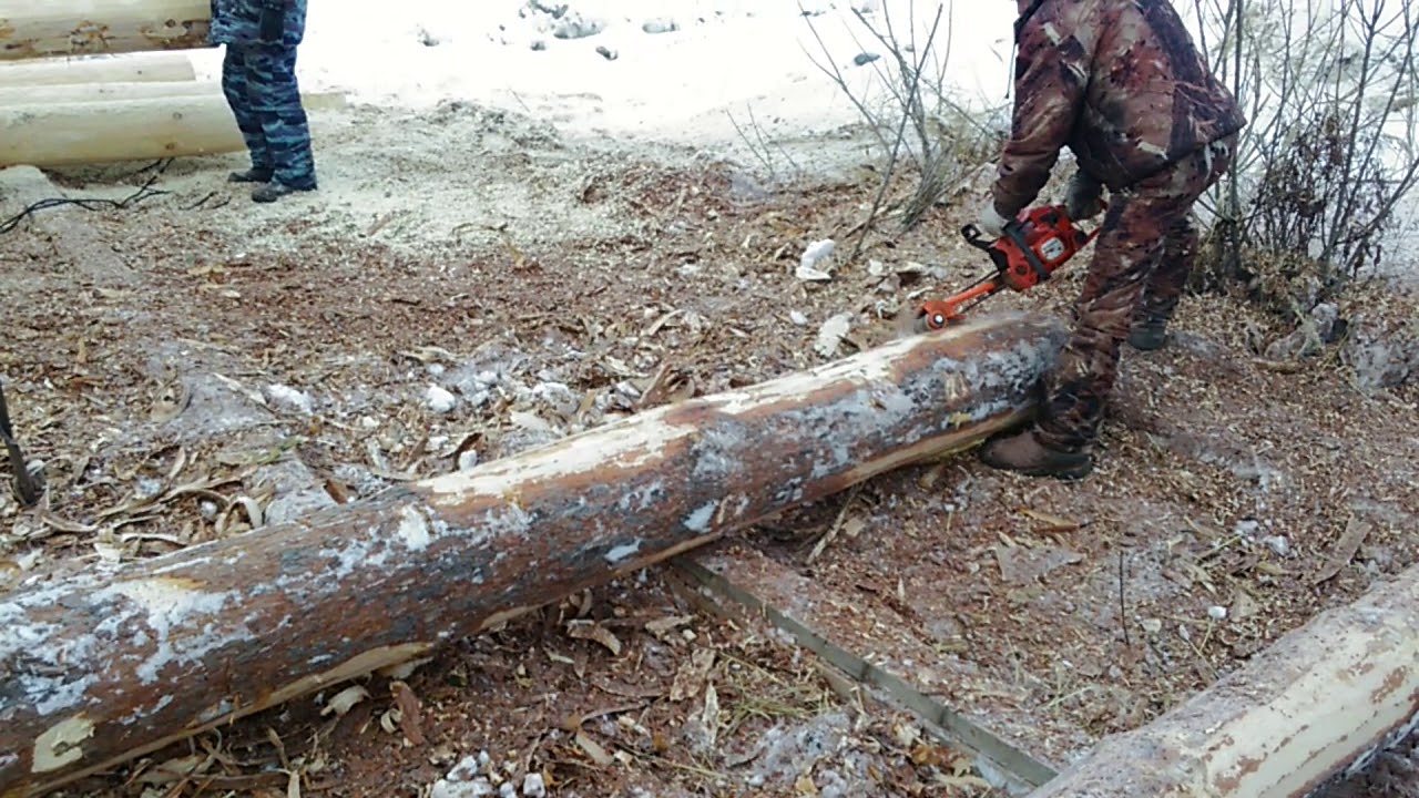 Окорка бревен . Наша база. Бревно 240, 280