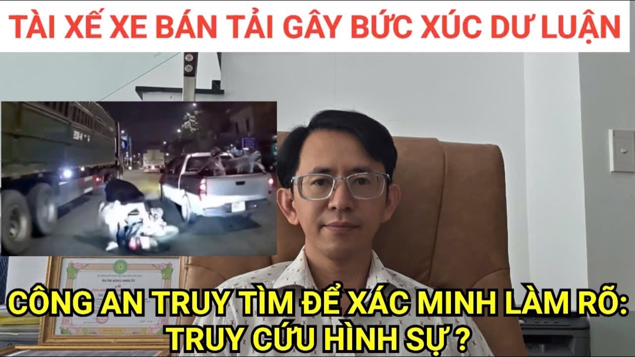 Bức xúc xe bán tải chèn ép khiến xe máy có trẻ em ngã xuống đường: khó thoát tội ?