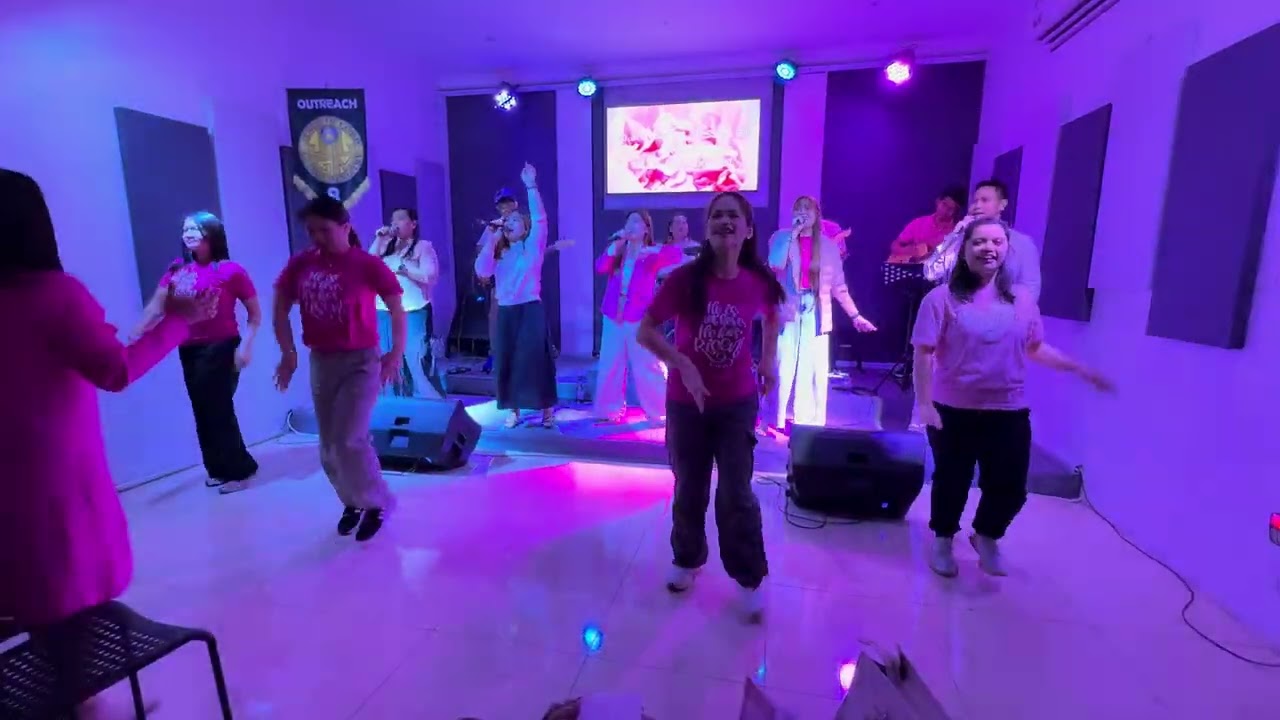 Amazing God dance step #weare8 #danceministry 