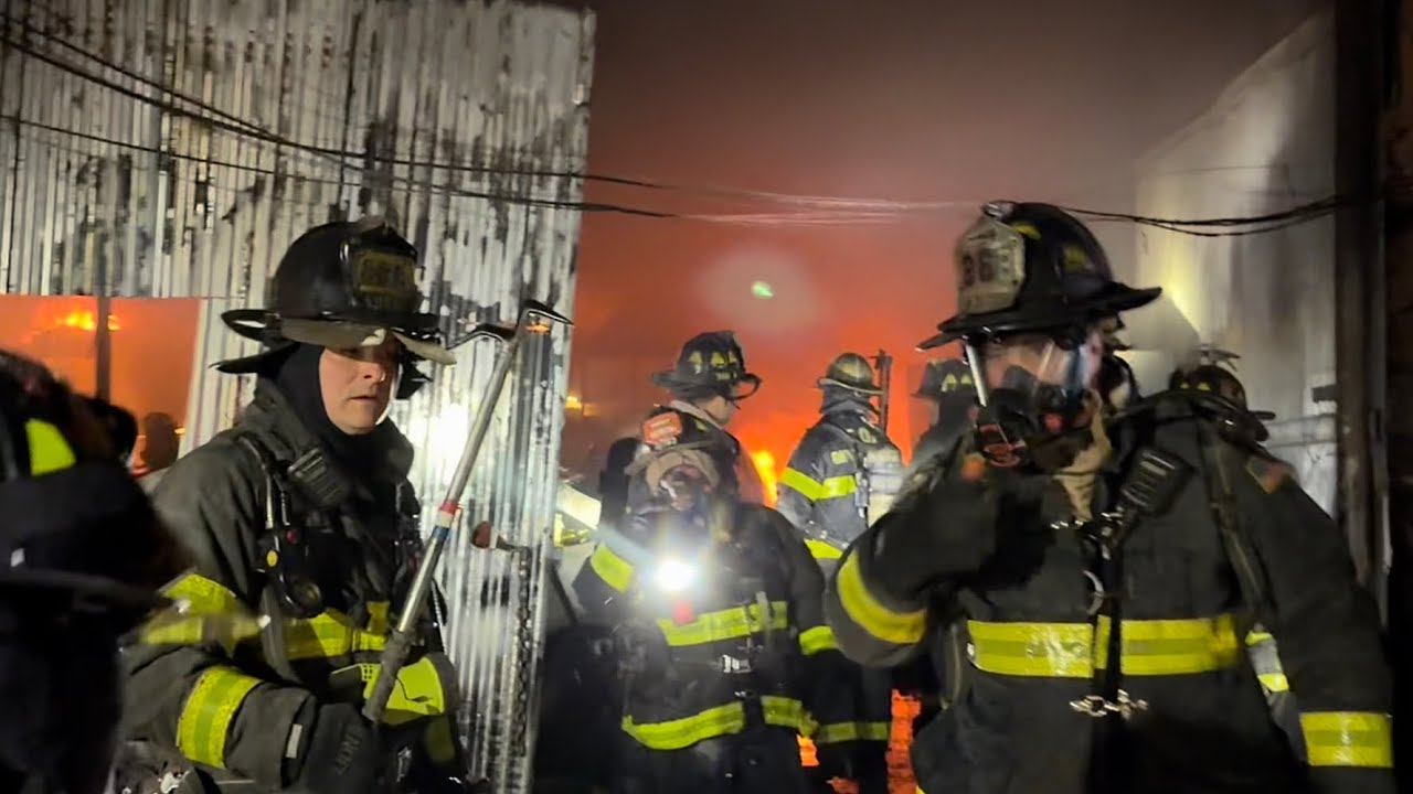 🌟 FOAM OPERATIONS 🌟 FDNY Queens 2nd Alarm Box 7435 Fire Auto Body Shop Foam Operations 