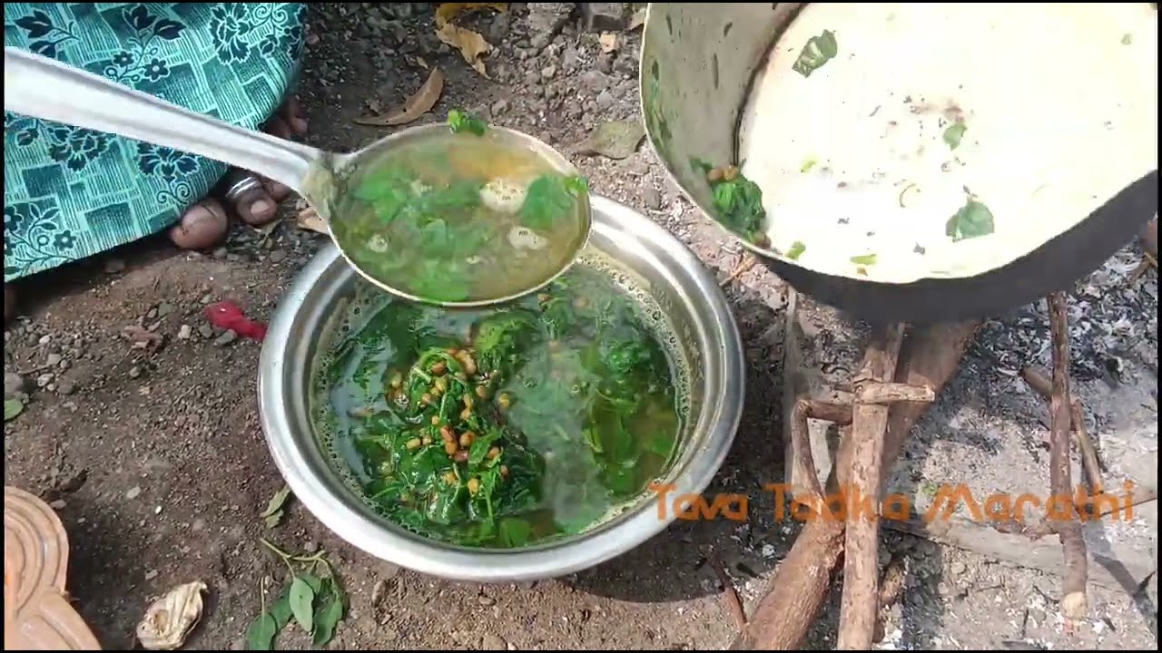 Bathua Greens Curry on Wood Fire | गावरान चंदन बटव्याची भाजी | Silent Village Cooking ASMR