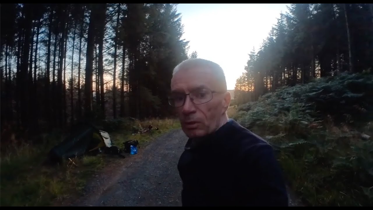 Brompton Bikepacking: Over The Wall