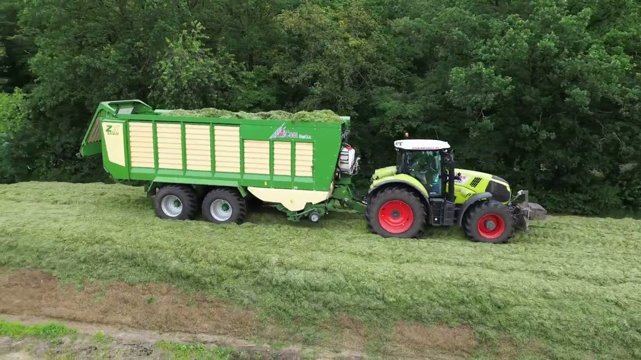 gras rapen en inkuilen | Unicom Oost | 2024