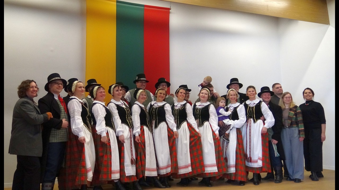 Koncertas “Dainų dainom mūs žemė nušvinta”, skirtas Lietuvos valstybės atkūrimo dienai paminėti