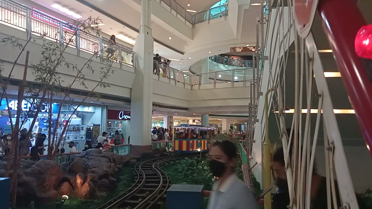 Festival Mall Short Barrier 7