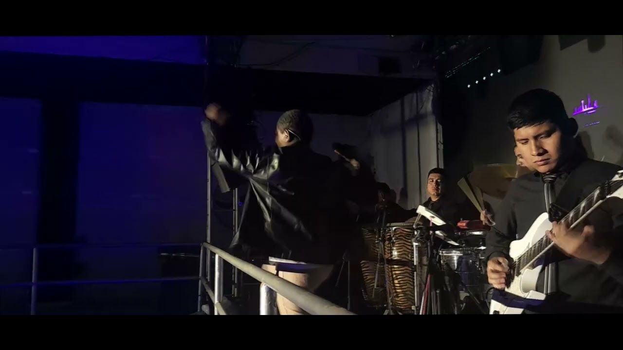 DAVID LEIVA EN VIVO PARTE1 DUBAIDISCO