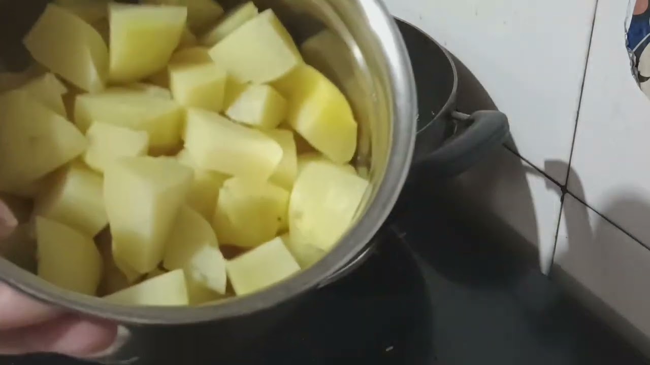 5minutes main banae aloo ki chatpati sabzi