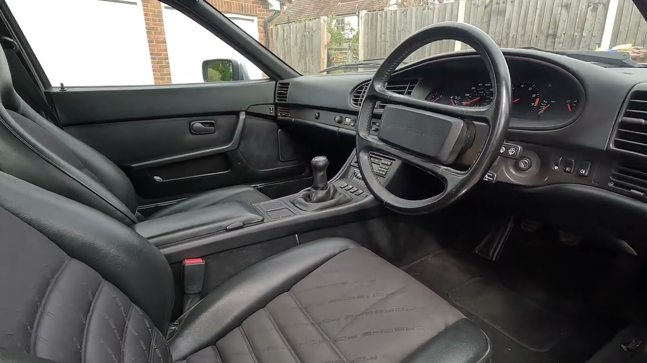 1991 Porsche 944 S2 - Interior review