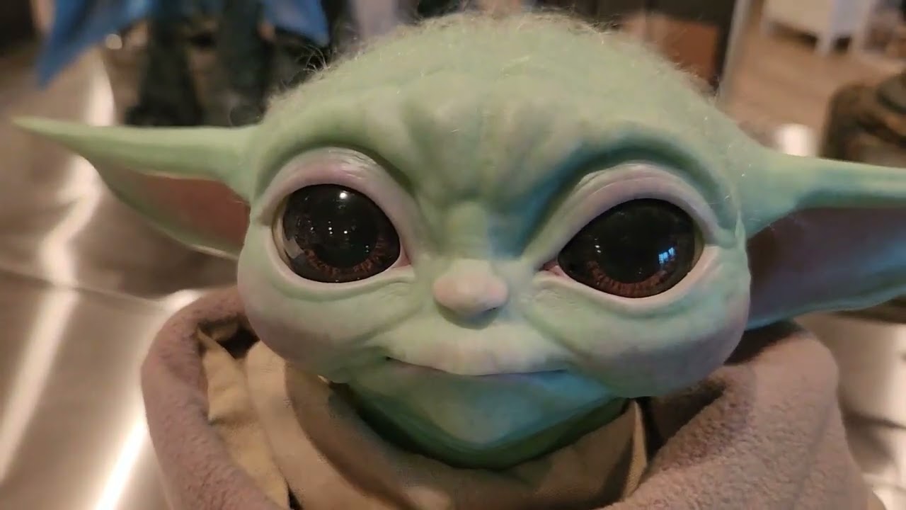 Sideshow Grogu Life-Size figure unboxing and my small Star Wars collection tour