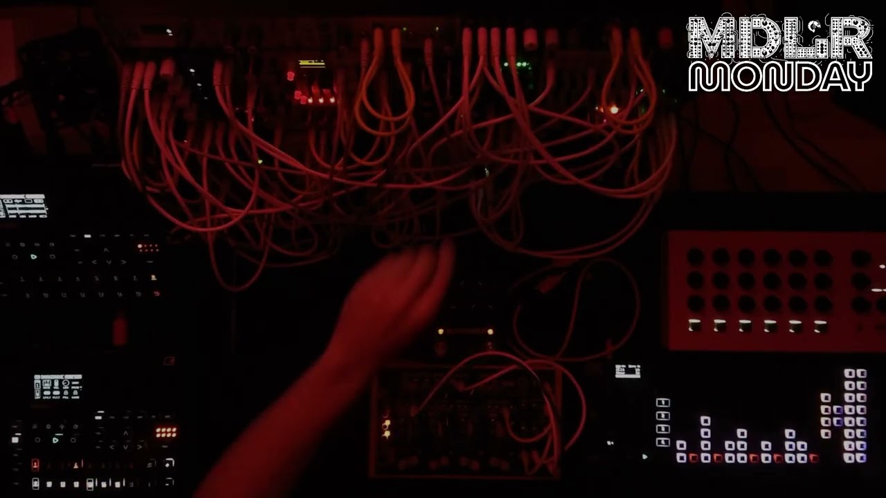Modular Monday 098 - Dark Ambient Drones Jam - w/ Eurorack, Digitone 2, Digitakt 2, Elmyra 2