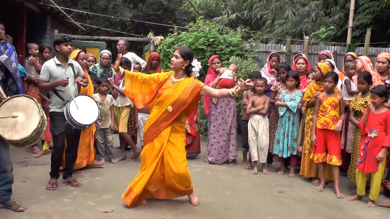 হিন্দু বিয়েতে বৌদির অনেক সুন্দর ডান্স /গ্রামের বিয়ে বাড়ির ডান্স / Hindu Wedding Dance