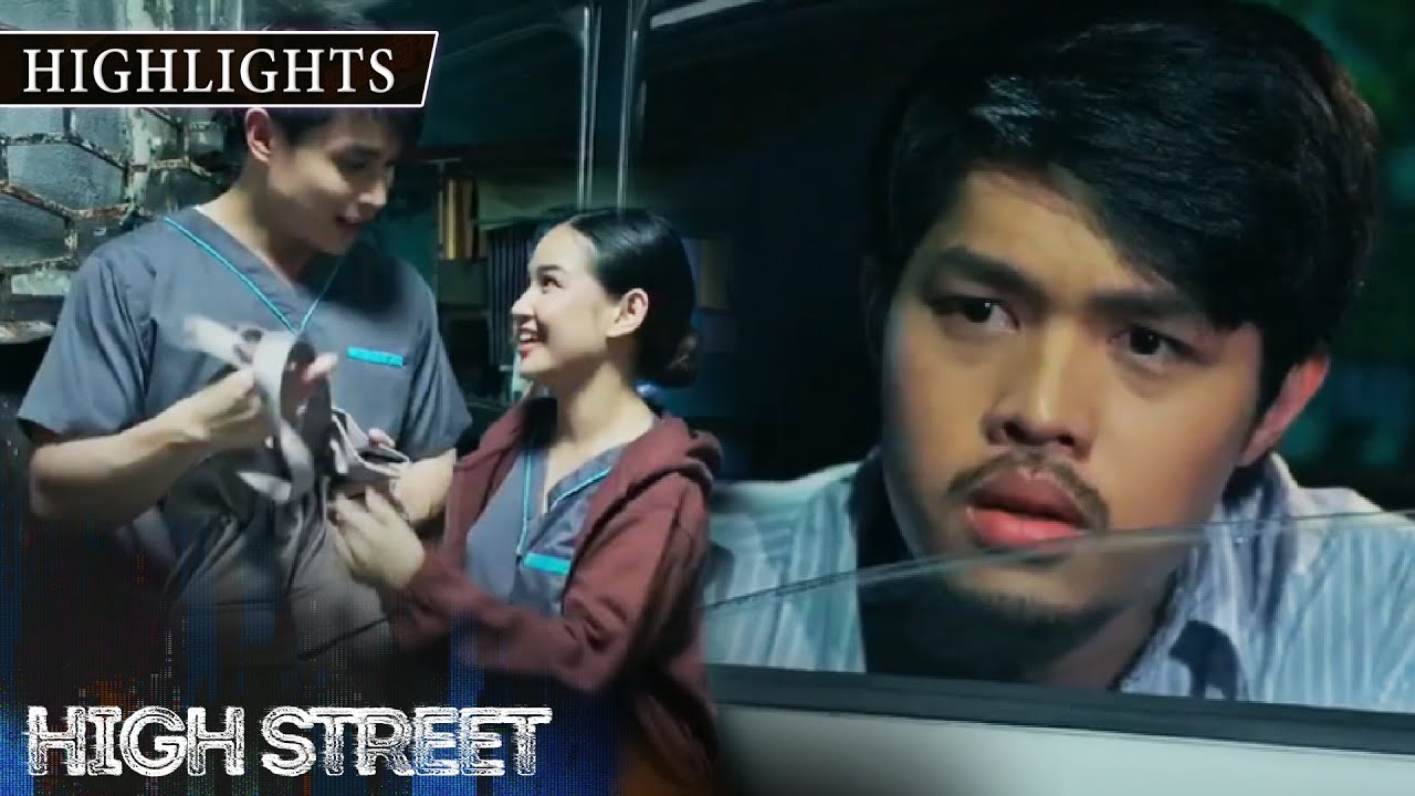 Archie sees Roxy and Kevin together | High Street (w/ English Subs)