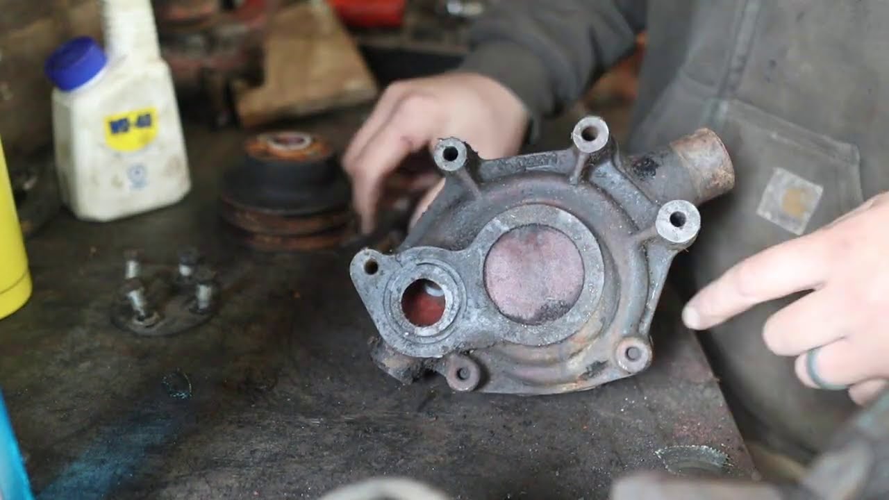 Case David Brown 1394 Water Pump Rebuild