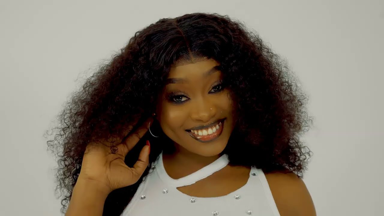 KineKine- FOMA  WO MA NIEUW  (Clip Officiel)