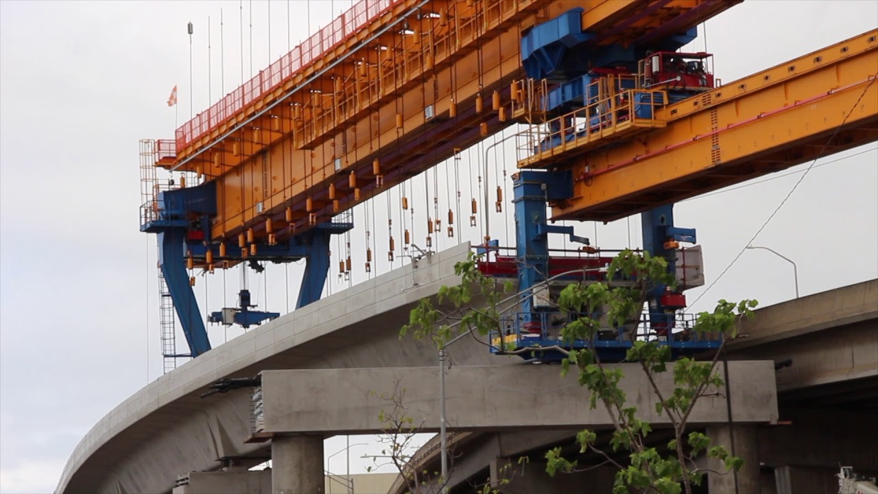 Rail Construction Traffic Update in 60 Seconds - Nimitz Highway Viaduct Closures Thru December