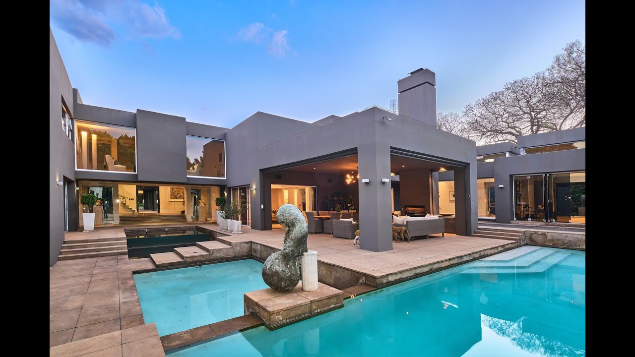 4 Bedroom House for sale in Illovo