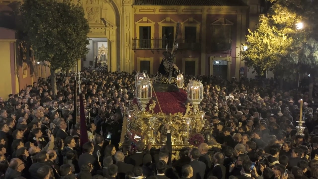 N S J C  de la Penas saliendo Gran Poder   22 11 2025