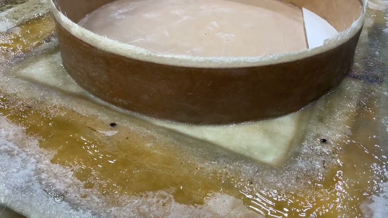 Cam elyaf takviyeli su tankı &uuml;st kapak yeniden tasarlama. Revizyon. Fiberglass
