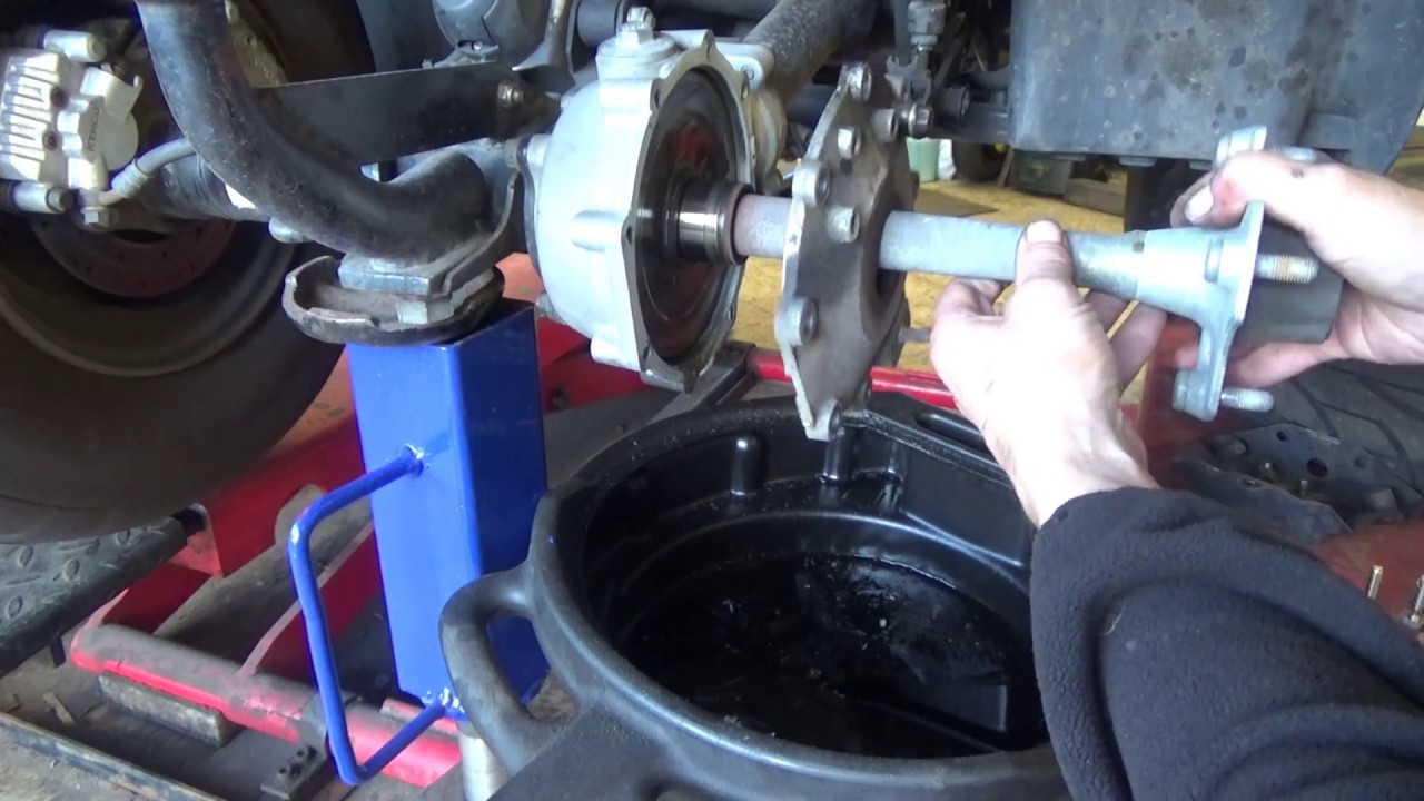 Change bearing ATV rear axle Part 1