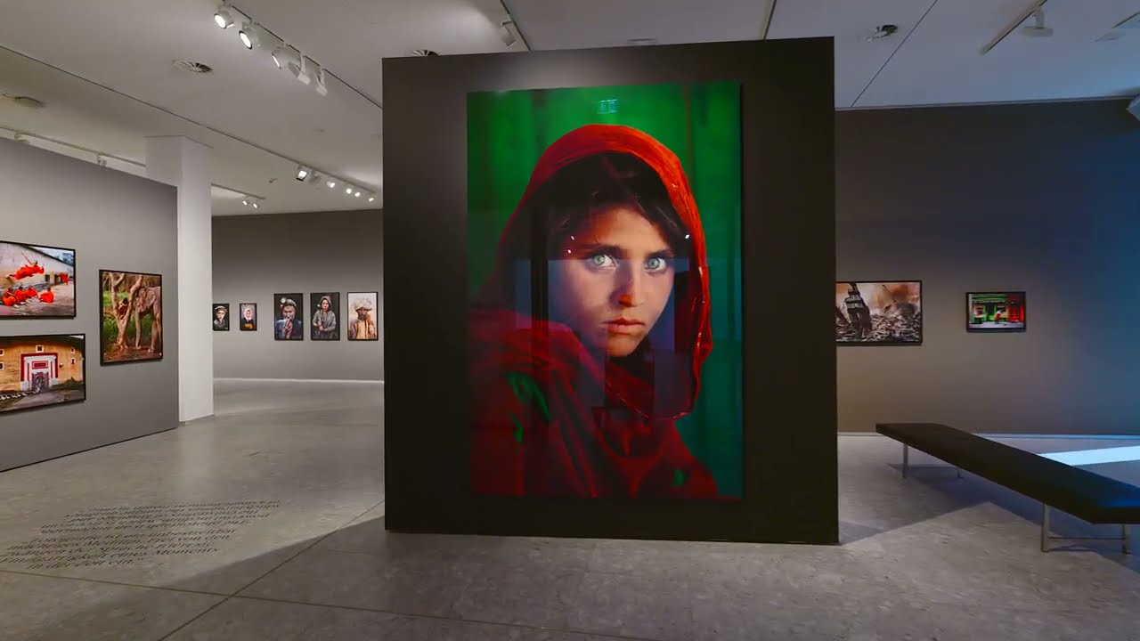 Virtual Tour - The Eyes of Humanity by Steve McCurry