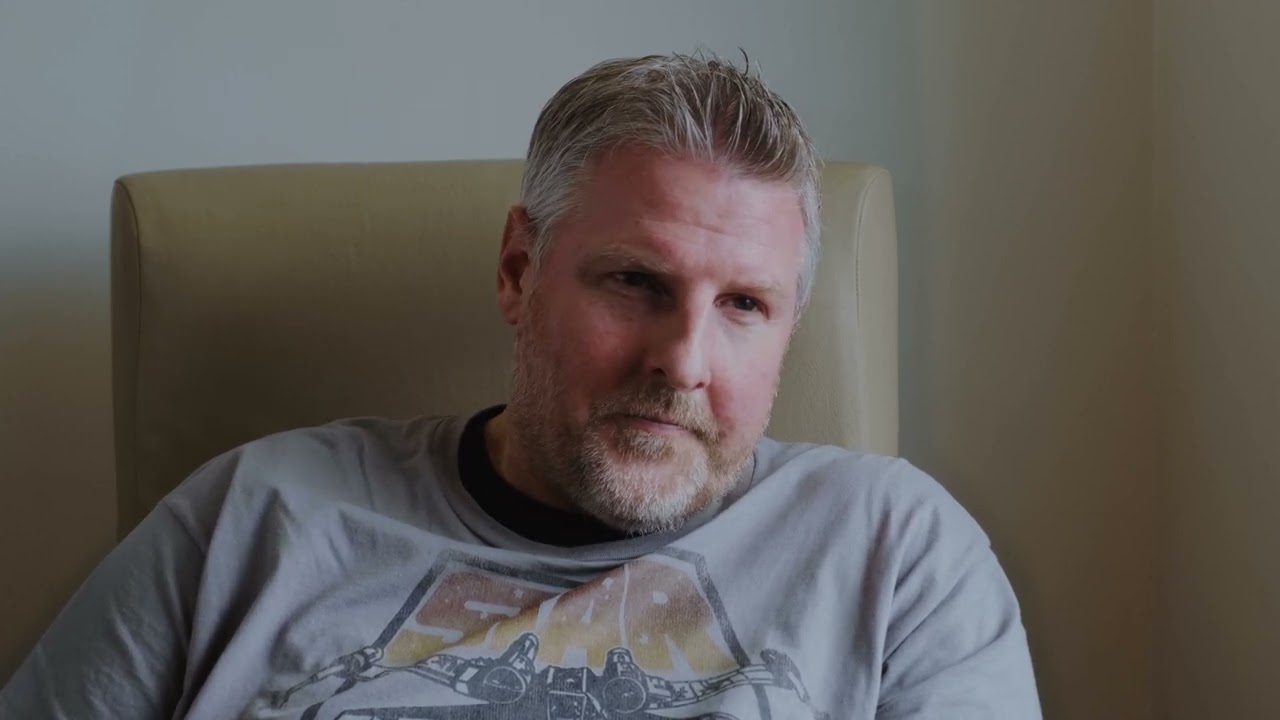 Patient Story | Miles: How a specialist team helped with his bone-anchored implant revision surgery