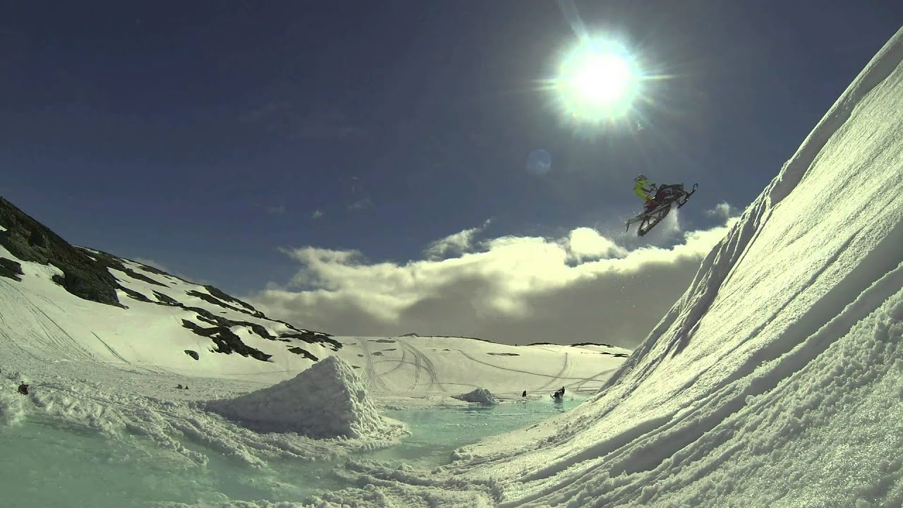 Maria Sandberg riding edit