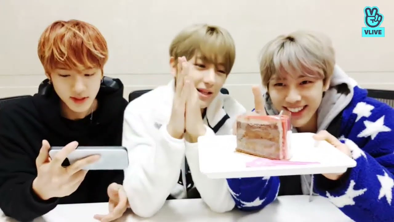 [JACOB HYUNJAE ERIC VLIVE 181206] THEBOYZ 1st Anniversary🎉 [ENGSUB]
