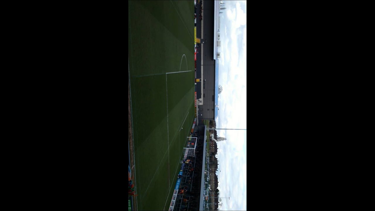 Barnet vs Grimsby: David Destroyer