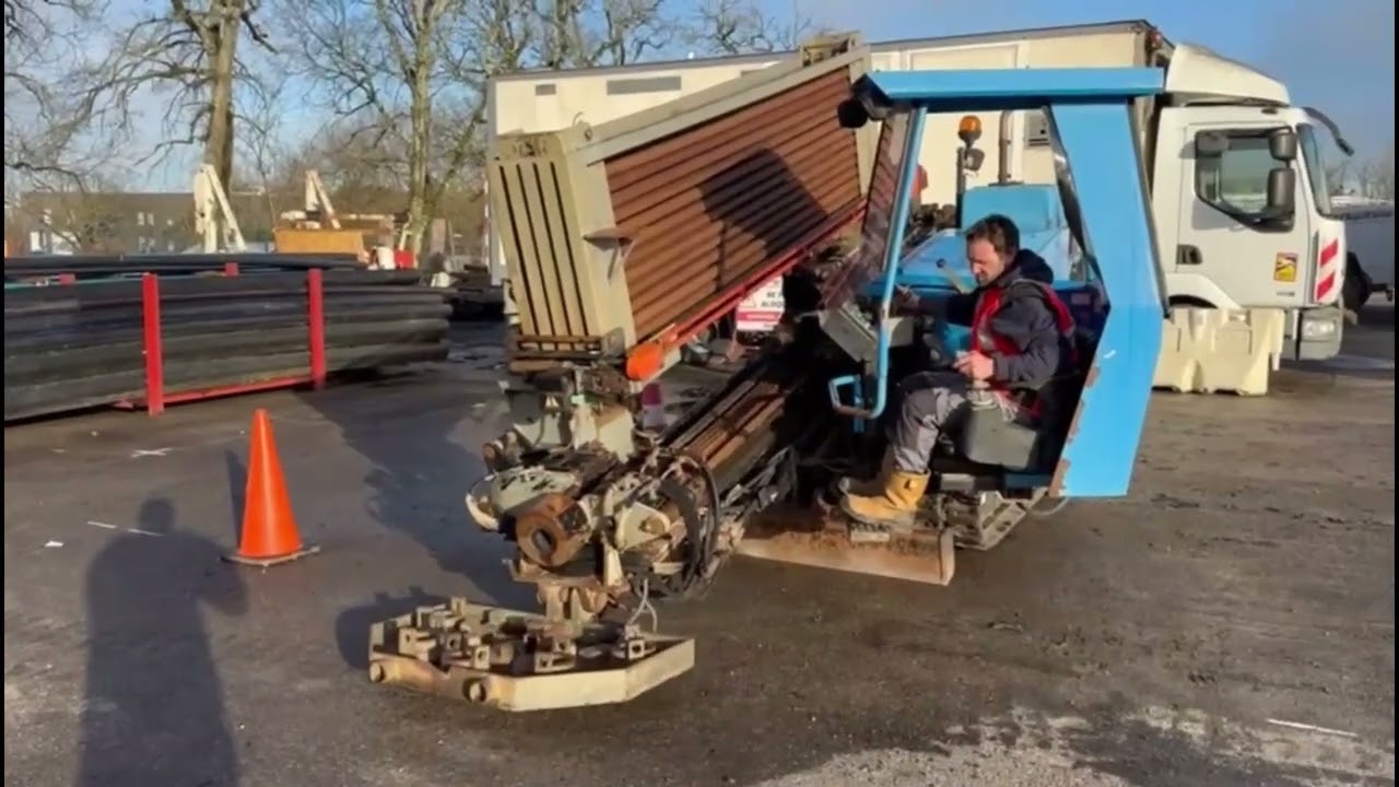 Foreuse tracto technik grundodrill blurred