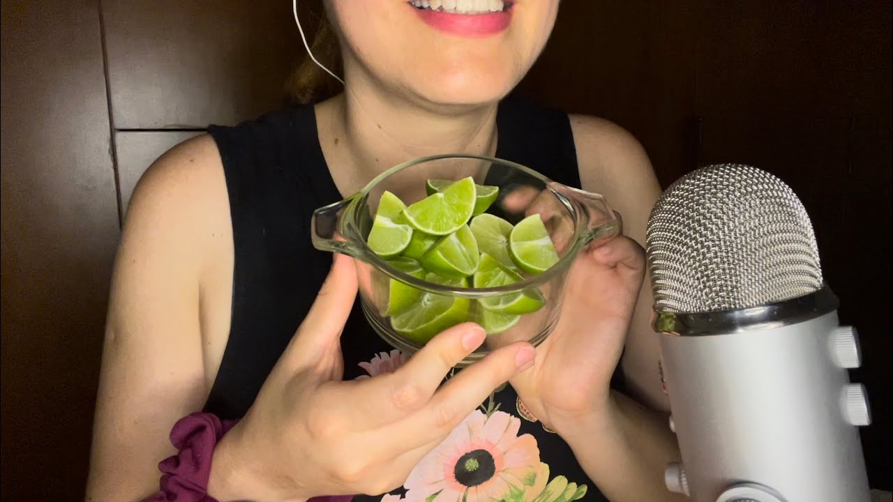 ASMR Comiendo limón / sonidos relajantes