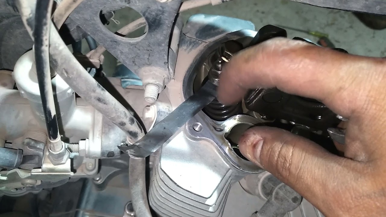 Cómo regular valvulas moto Zanella RX 150 - Motor Varillero
