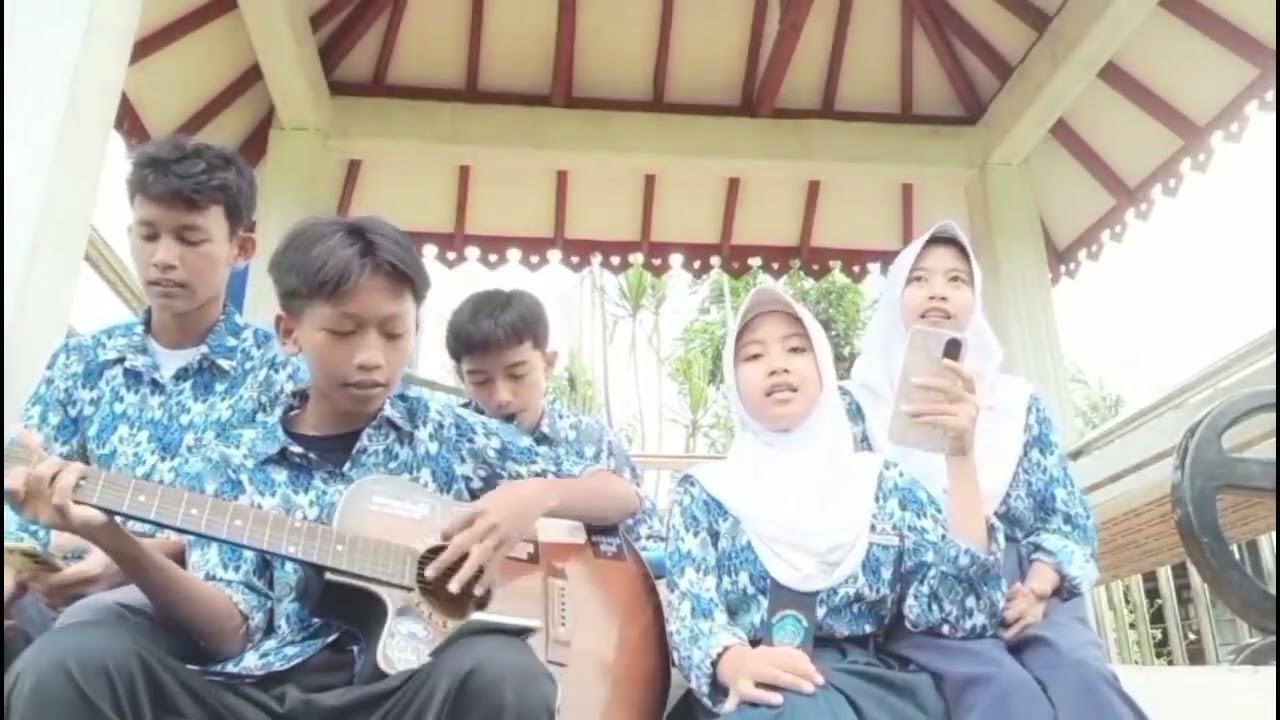 MUSIKALISASI PUISI 