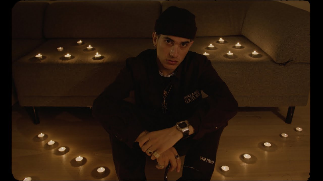 Robot95 - 6 AM (Video Oficial)