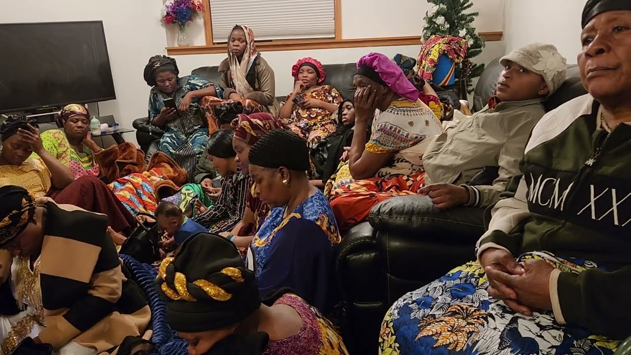 Bishop LÚBÚNGÄ VENAS katika nyumba ya matanga Sioux Falls, SD - USA 