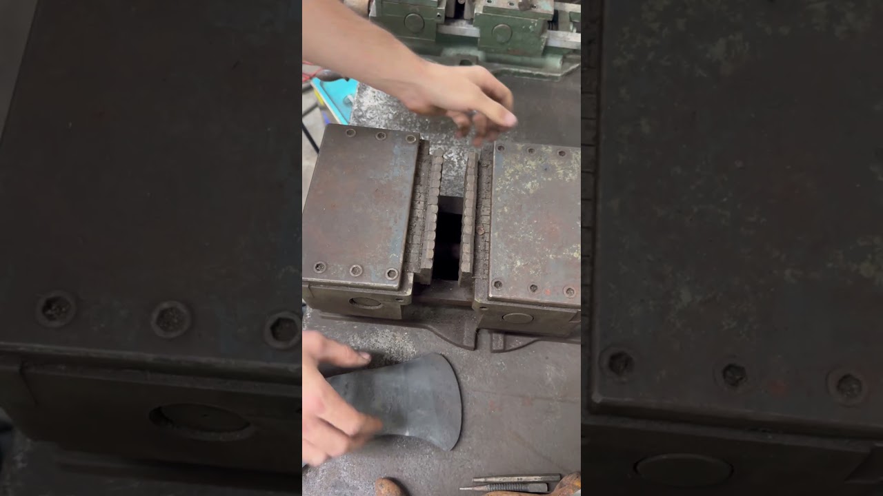 Another look at the weird objects this vise can hold! #machining #mechanic #welder #restoration